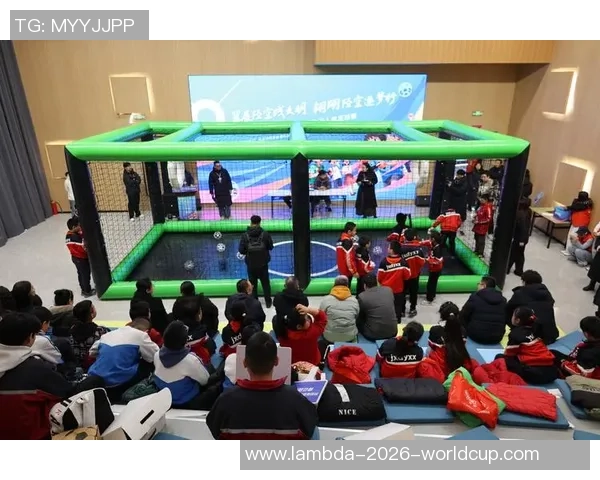 校园足球热潮下的青春梦想与成长故事深度采访